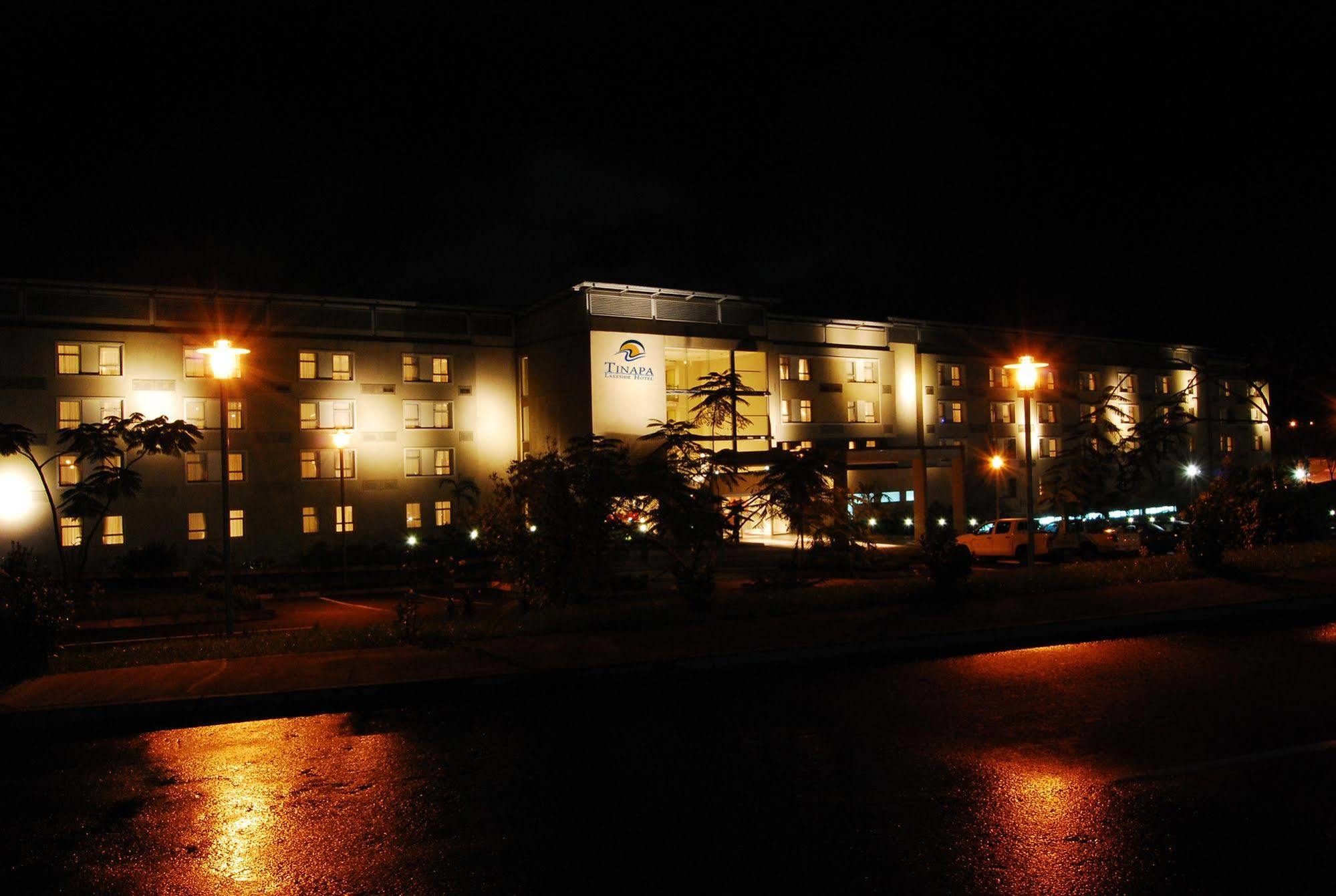 Tinapa Lakeside Hotel Calabar Exterior photo